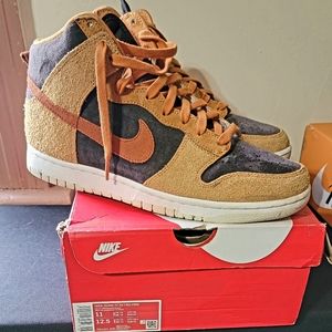 Nike dunk premium high